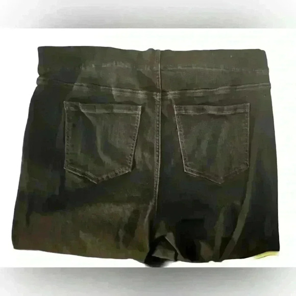 18 W Ankle/crop Liverpool Pull-on Jeggings in Black - Picture 3 of 12